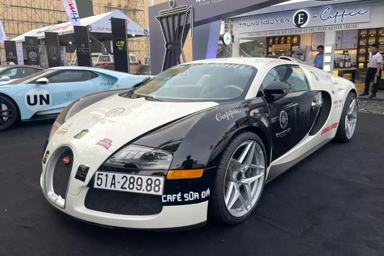 Bugatti Veyron gan 50 ty cua 