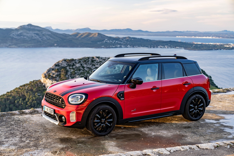 MINI Countryman tai Viet Nam dang giam toi 10% gia tri xe thang 9-Hinh-7