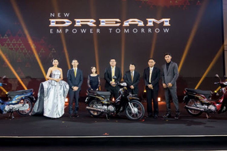 Honda Dream 2025 tu 58 trieu tai Campuchia, sap ve Viet Nam