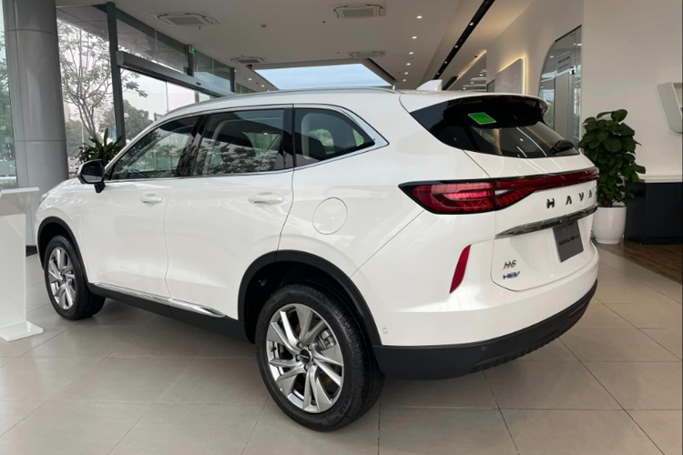 Gia xe Haval H6 giam sau, hien chi con 820 trieu tai Viet Nam-Hinh-7