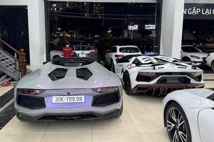 Lamborghini Aventador cu rao ban 22 ty, dat do nhat Viet Nam-Hinh-10