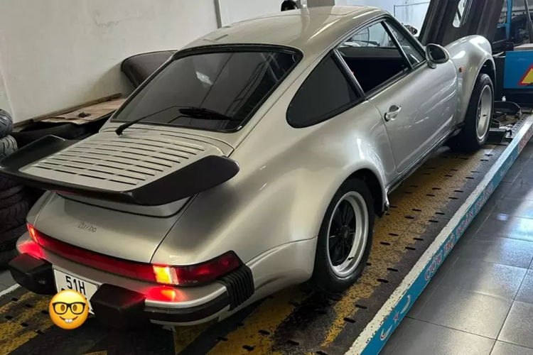 Porsche 930 Turbo 