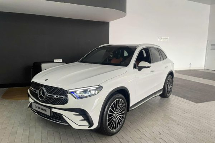 Mercedes-Benz GLC 300 gan 3 ty cua Huyen Lizzie moi tau co gi?-Hinh-7