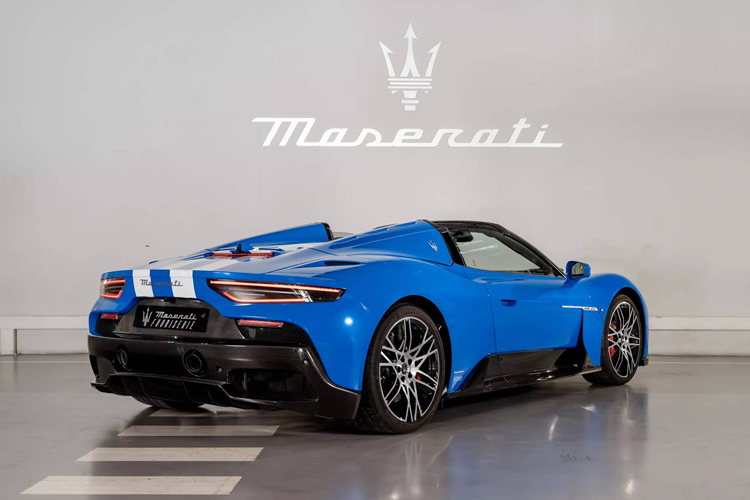 Tan thay sieu xe MC20 Maserati per Maserati doc nhat the gioi-Hinh-12