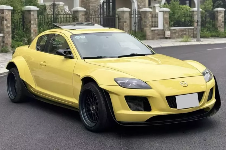 Mazda RX-8 so san co lo, gan 1,4 ty cua Qua Vu