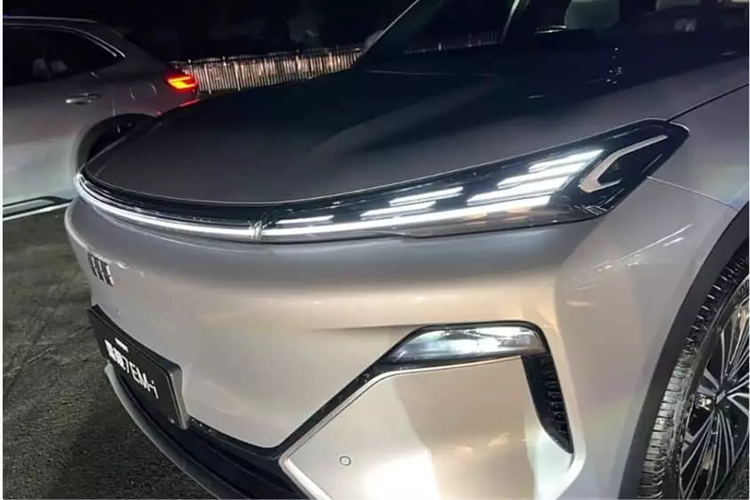 Geely Galaxy Starship 7 PHEV ra mat, chay duoc toi 1.430 km-Hinh-8