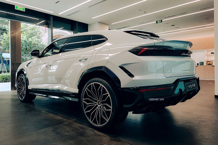 Can canh sieu SUV Lamborghini Urus SE gia 15,6 ty tai Viet Nam-Hinh-11