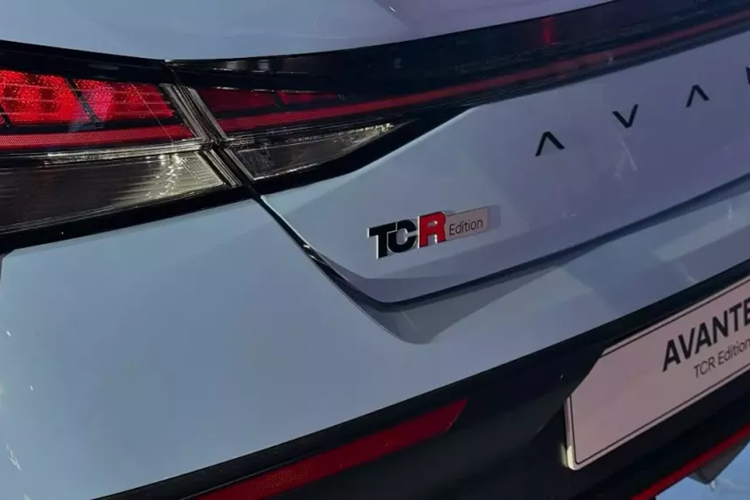Hyundai Elantra N TCR Edition 