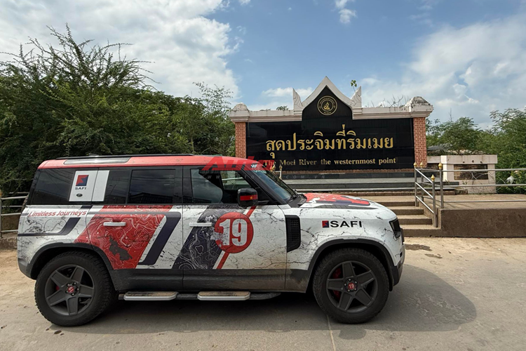 Dai gia Viet cuoi Land Rover Defender hon 7 ty “phuot” 3 quoc gia-Hinh-7