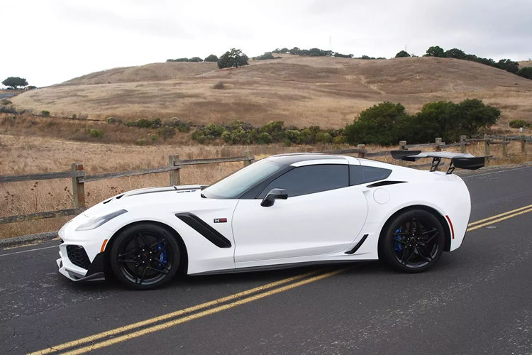 Hennessey Corvette C7 ZR1 manh 1000 ma luc tim chu moi-Hinh-2