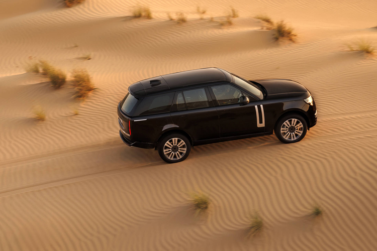 Range Rover Electric 2026 thu nghiem tai Dubai, cho ngay ra mat-Hinh-4