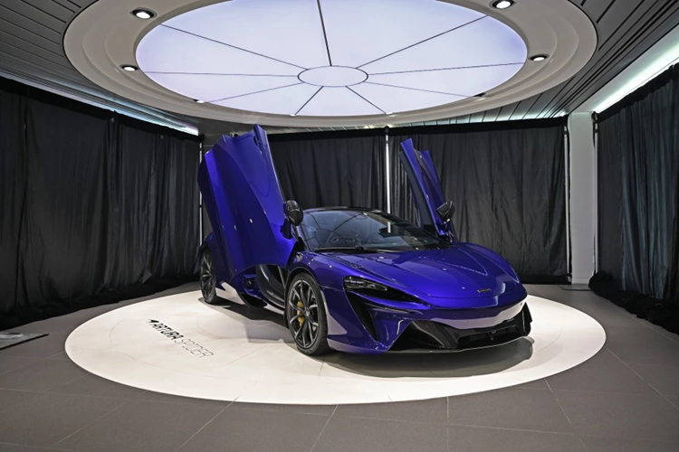 Can canh McLaren Artura Spider gan 1 trieu USD tai Singapore-Hinh-8