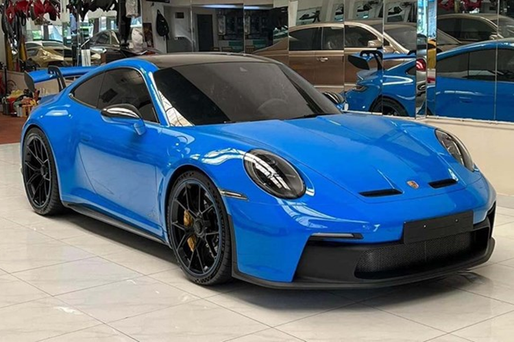 Porsche 911 GT3 hon 16 ty 