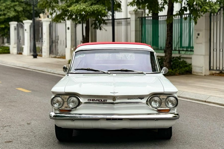 Tan thay Chevrolet Corvair chay 62 nam, rao ban 2,25 ty dong-Hinh-2