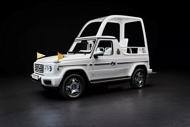 Mercedes-Benz G-Class doc nhat vo nhi cua Giao hoang Francis