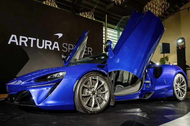 McLaren Artura Spider bac ty ve Viet Nam, 