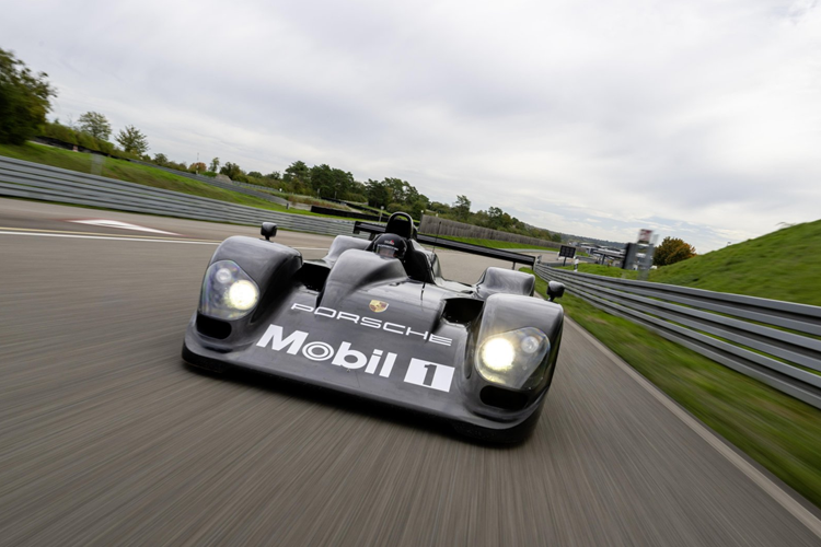 Porsche LMP 2000 lan banh tren duong dua sau 25 nam-Hinh-2