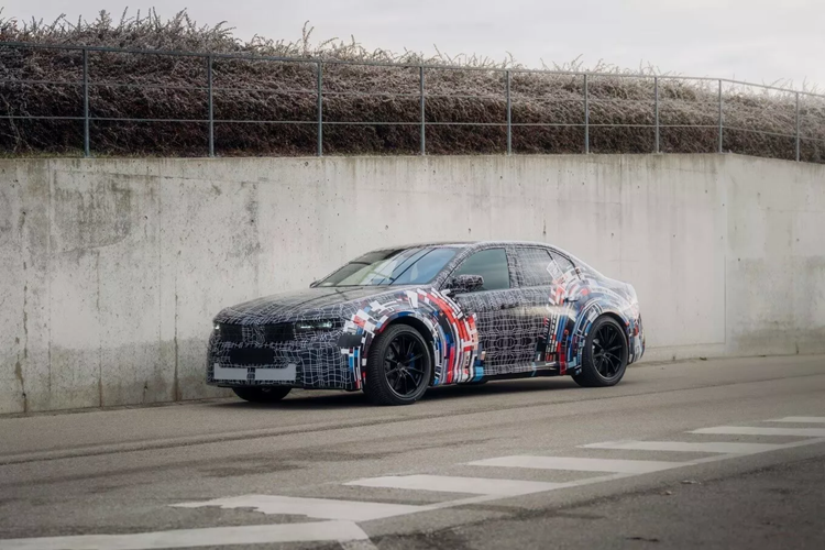 BMW M3 Neue Klasse EV lo dien - tuong lai cua dien khi hoa