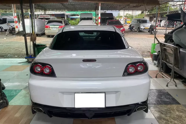 Can canh Mazda RX-8 hang hiem tai Viet Nam, chi 550 trieu dong-Hinh-8