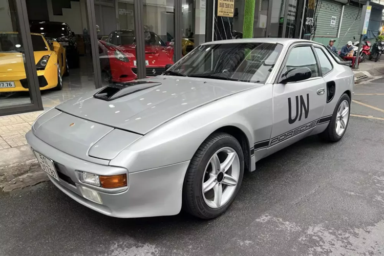 Porsche 944 cua Qua Vu 