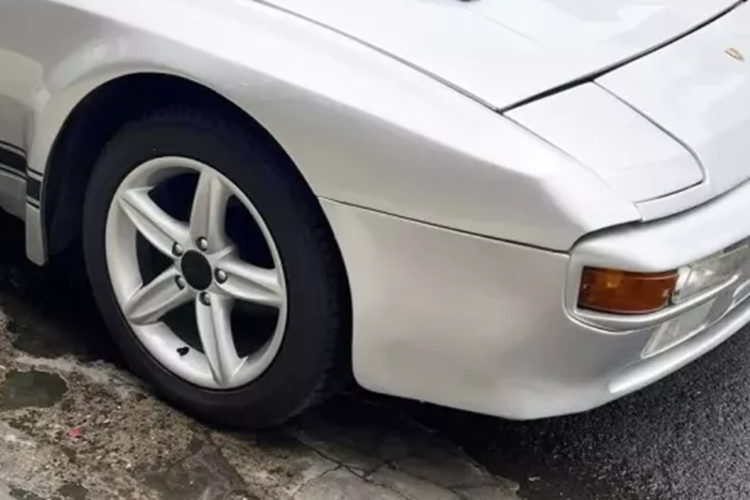 Porsche 944 cua Qua Vu 