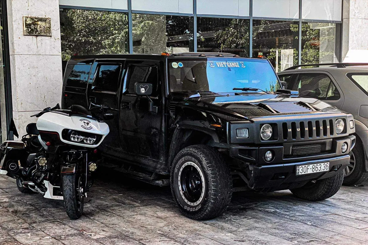 Hummer H2 mam khung tai Ha thanh,