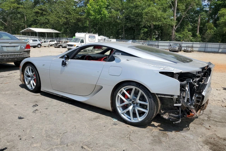 Lexus LFA hong nang nhu dong nat van ban hon 16,7 ty dong-Hinh-11