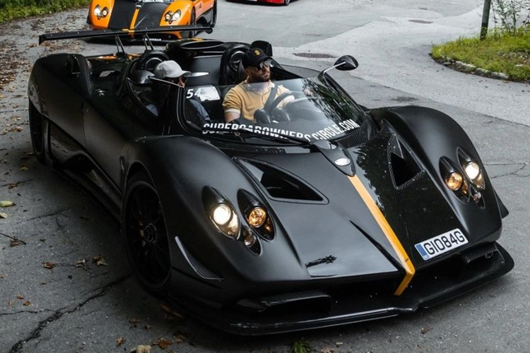 Pagani Zonda HP Barchetta hon 340 ty dong 