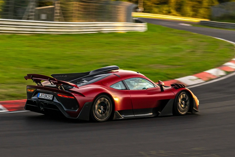 Mercedes-AMG One - 2 lan pha ky luc tai 