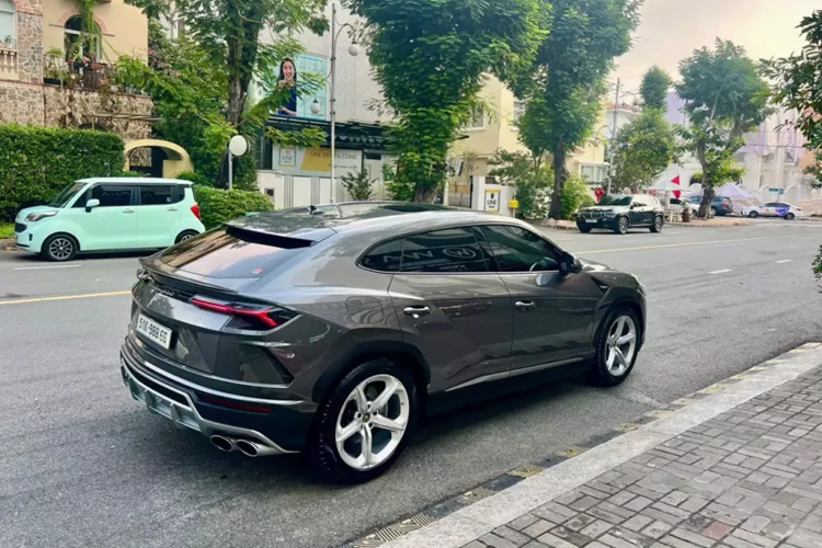 Lamborghini Urus 