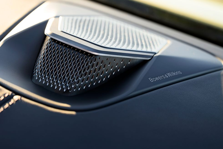 Sieu xe Aston Martin Vantage Roadster 2025 ra mat co gi hay?-Hinh-8