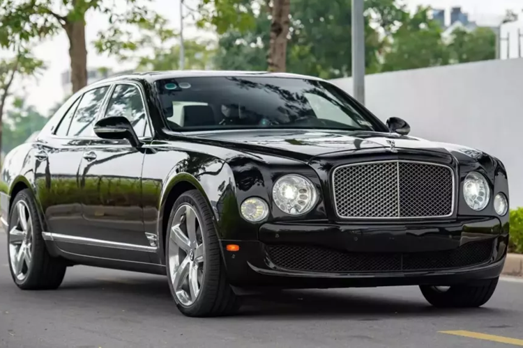 Bentley Mulsanne Le Mans gan 10 ty doc nhat 