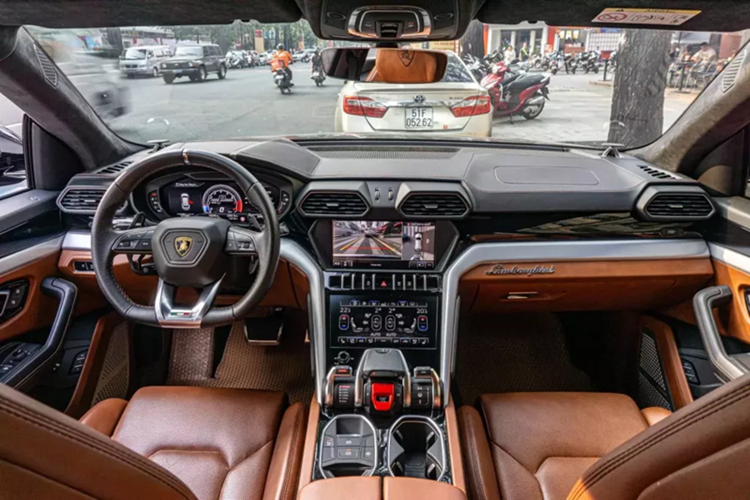 Tan thay sieu SUV Lamborghini Urus chi hon 12 ty o Ha Noi-Hinh-3