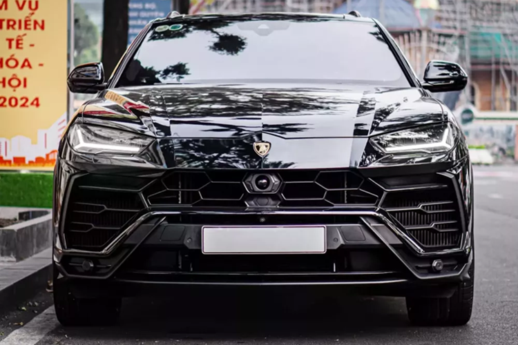 Tan thay sieu SUV Lamborghini Urus chi hon 12 ty o Ha Noi