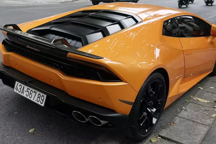 Lamborghini Huracan bien 