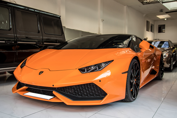 Lamborghini Huracan bien 