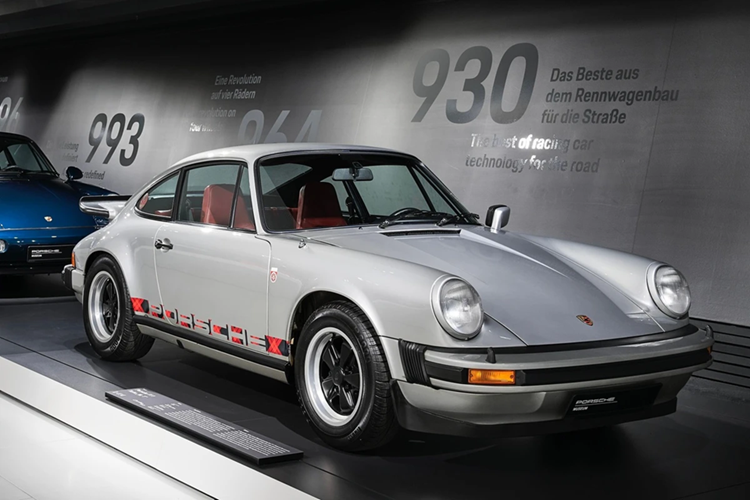 Chi tiet Porsche 911 Turbo 50 Years hon 18,7 ty dong-Hinh-2