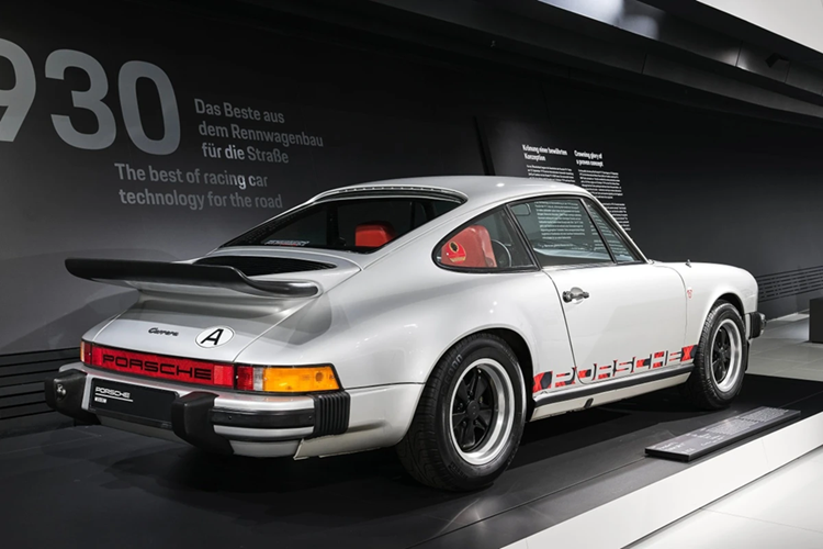 Chi tiet Porsche 911 Turbo 50 Years hon 18,7 ty dong-Hinh-3