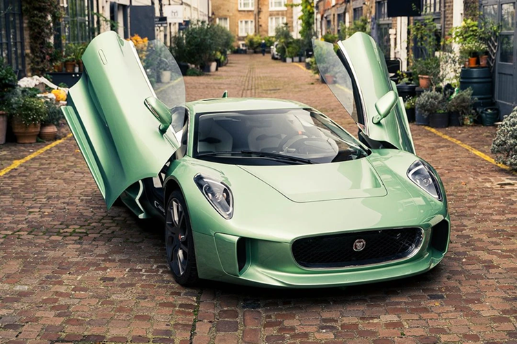 Jaguar C-X75 - chiec sieu xe bom tan James Bond tai xuat-Hinh-17