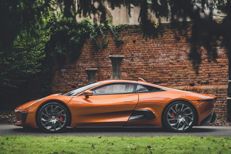 Jaguar C-X75 - chiec sieu xe bom tan James Bond tai xuat-Hinh-6