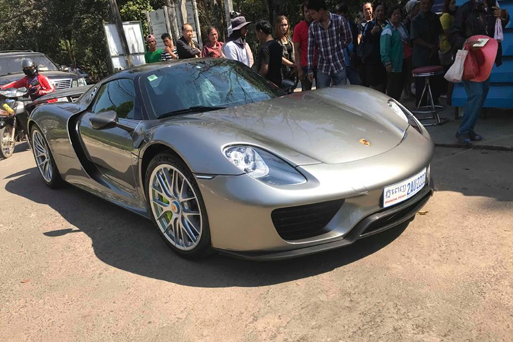 Sieu pham Porsche 918 Spyder cua ty phu USD Viet Nam tai xuat-Hinh-5