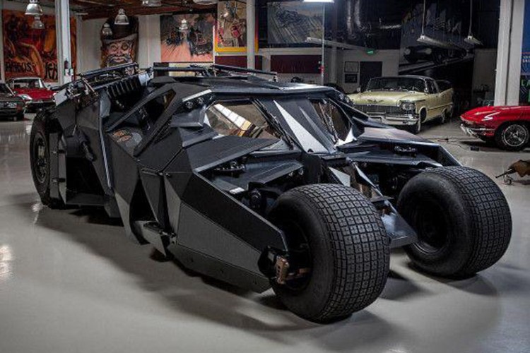 Batmobile Tumbler gioi han chi 10 xe, ban ra tu hon 71 ty dong-Hinh-4