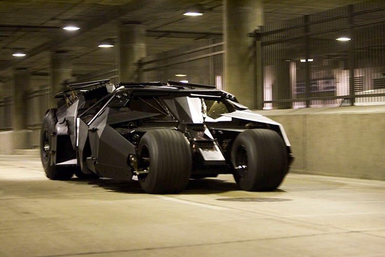 Batmobile Tumbler gioi han chi 10 xe, ban ra tu hon 71 ty dong-Hinh-8