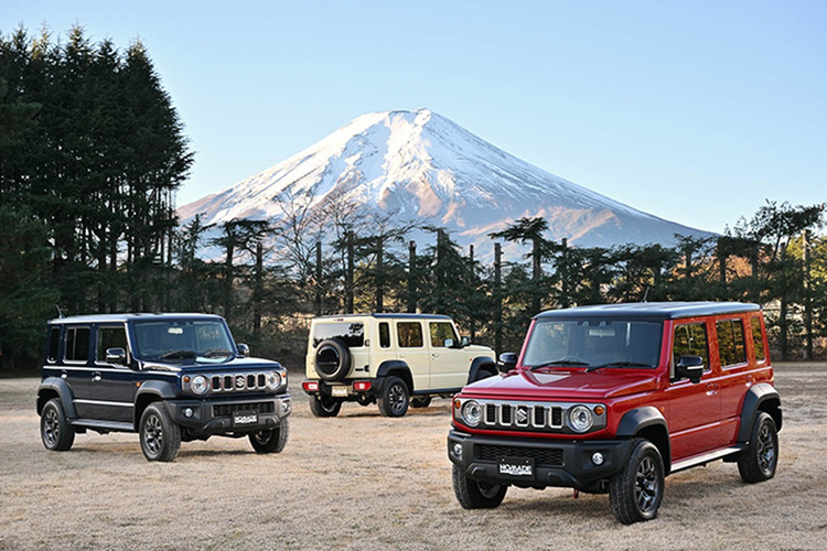 Suzuki Jimny Nomade 2025 