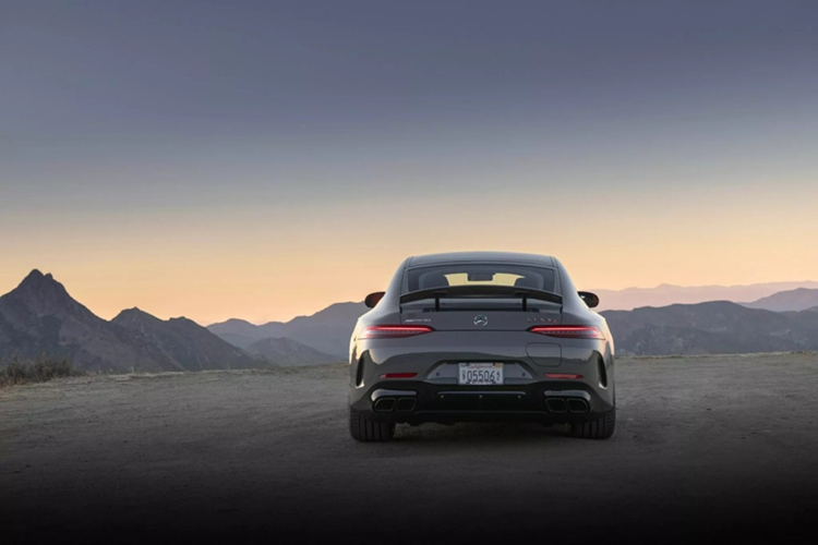 "Soi" sedan hiệu suất cao Mercedes-AMG GT 63 S E Performance 2025 - Hình 8