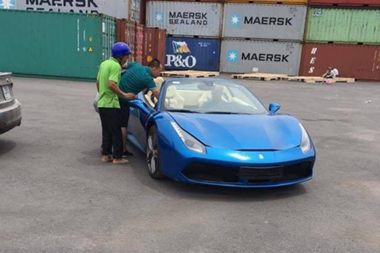 Ferrari 488 Spider cua dai gia Viet tai xuat sau nhieu nam o an-Hinh-4