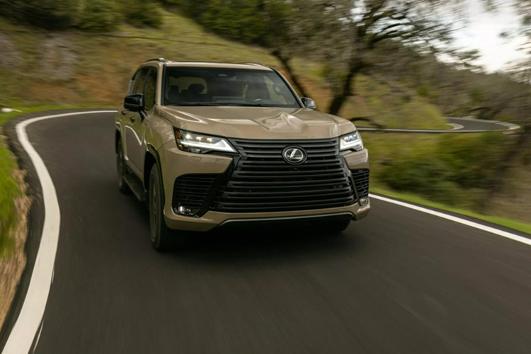 Lexus LX 2025 tăng giá mạnh - bỏ tiêu chuẩn, thêm bản hybrid - Hình 7 Lexus LX 2025 tang gia manh - bo tieu chuan, them ban hybrid-Hinh-7