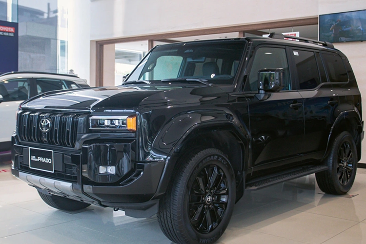 Toyota Land Cruiser Prado 2024 chạy 2.000km rao bán gần 3,9 tỷ - Hình 7 Toyota Land Cruiser Prado 2024 chay 2.000km rao ban gan 3,9 ty-Hinh-7