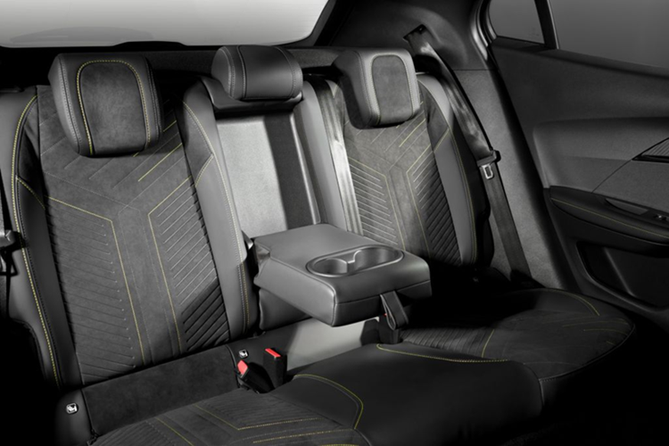 New Peugeot 2008 ra mat Viet Nam, 2 phien ban, gia chua cong bo-Hinh-9