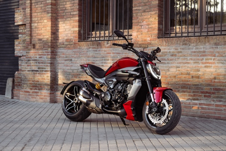 Ngam sieu moto Ducati XDiavel V4 phong cach sieu xe Ferrari-Hinh-2